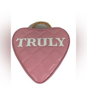PINK QUILTED HEART SHAPED purse  W CHAIN DETAILING LIMITED. EUC. TRULY 2023